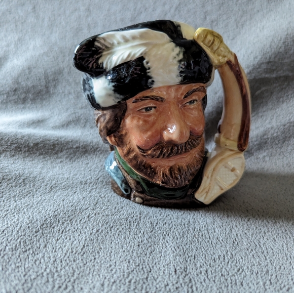 Vintage Small Royal Doulton Character Toby Jug The Trapper Royal Doulton #6612 - Picture 1 of 9